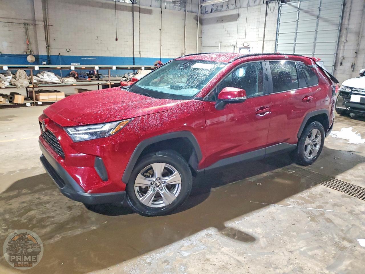 2025 TOYOTA RAV4 — фото 3