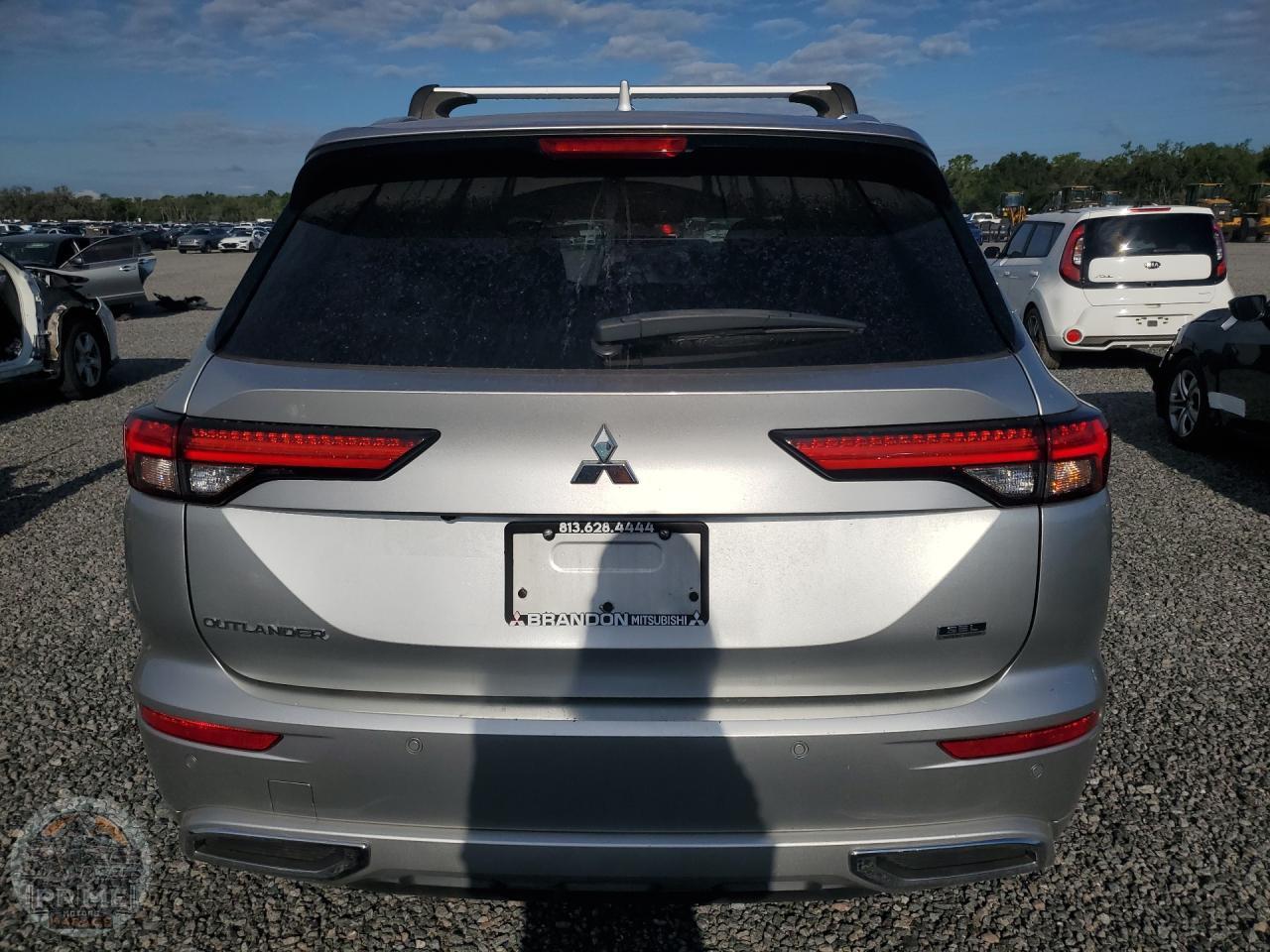 2022 MITSUBISHI OUTLANDER — фото 6