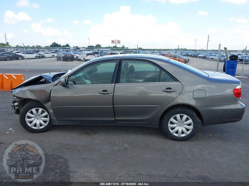 2006 TOYOTA CAMRY LE/XLE/SE — фото 15