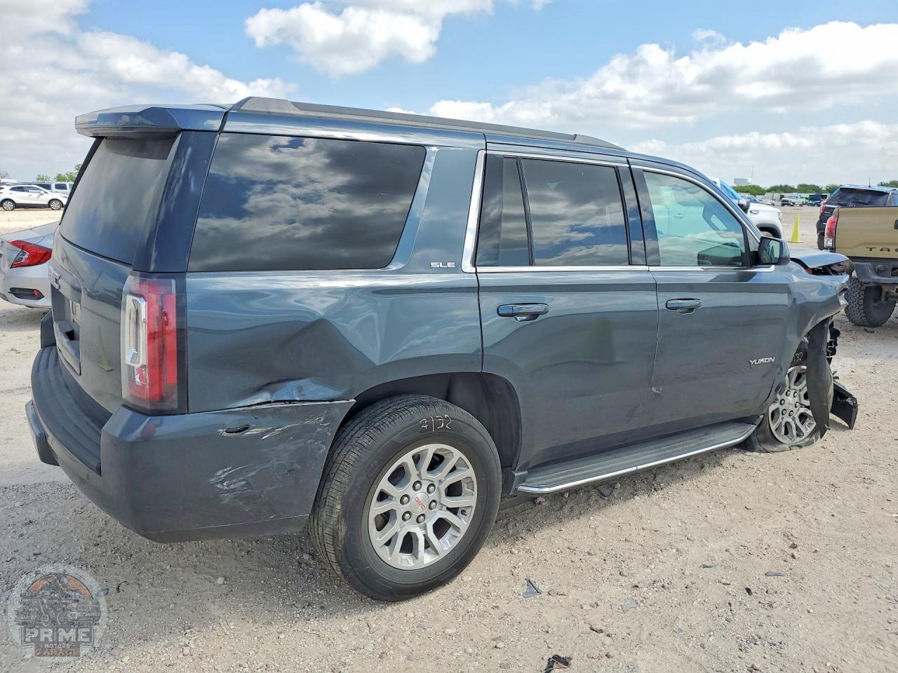 2020 GMC YUKON — фото 3