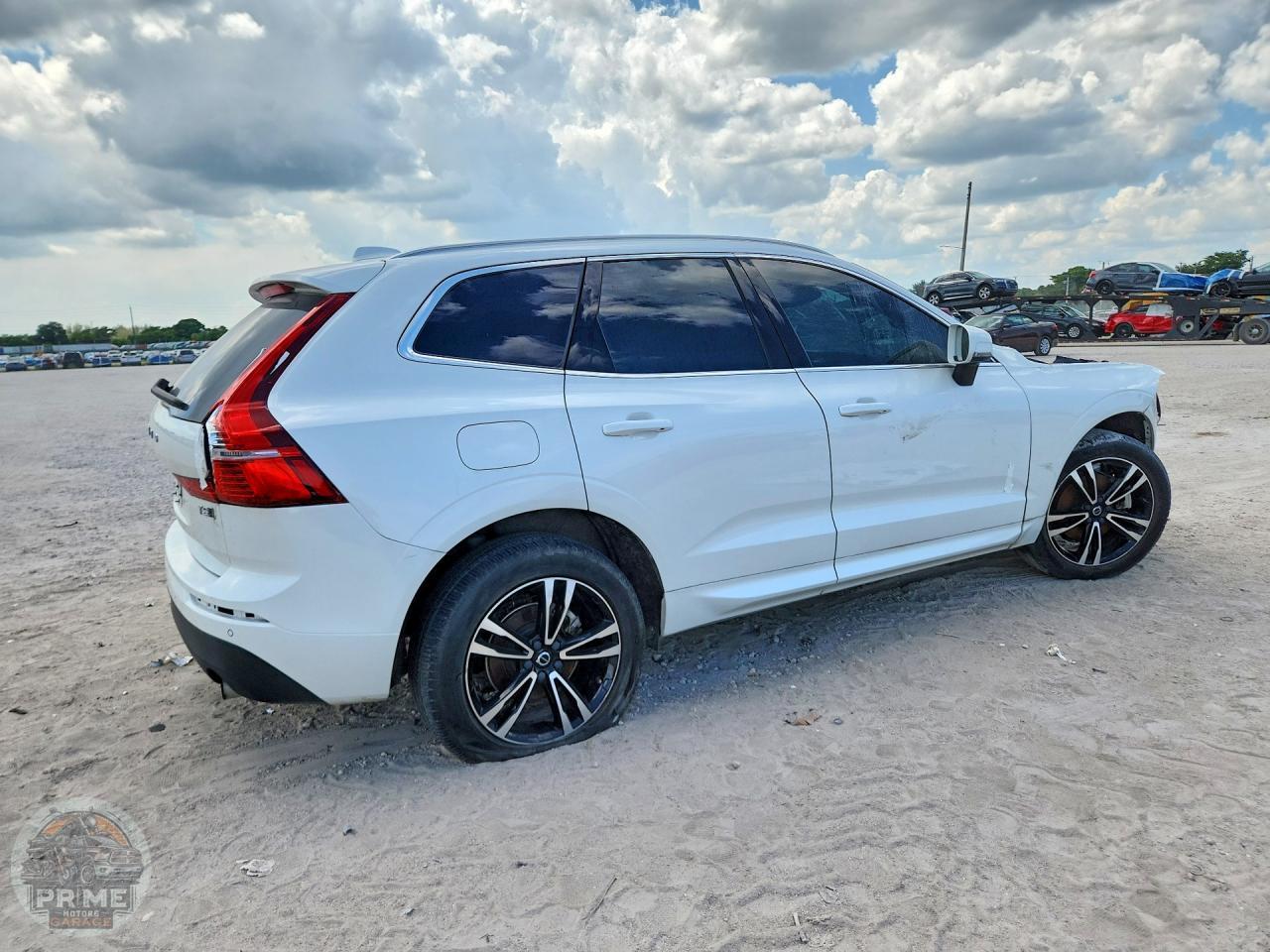 2021 VOLVO XC60 — фото 11