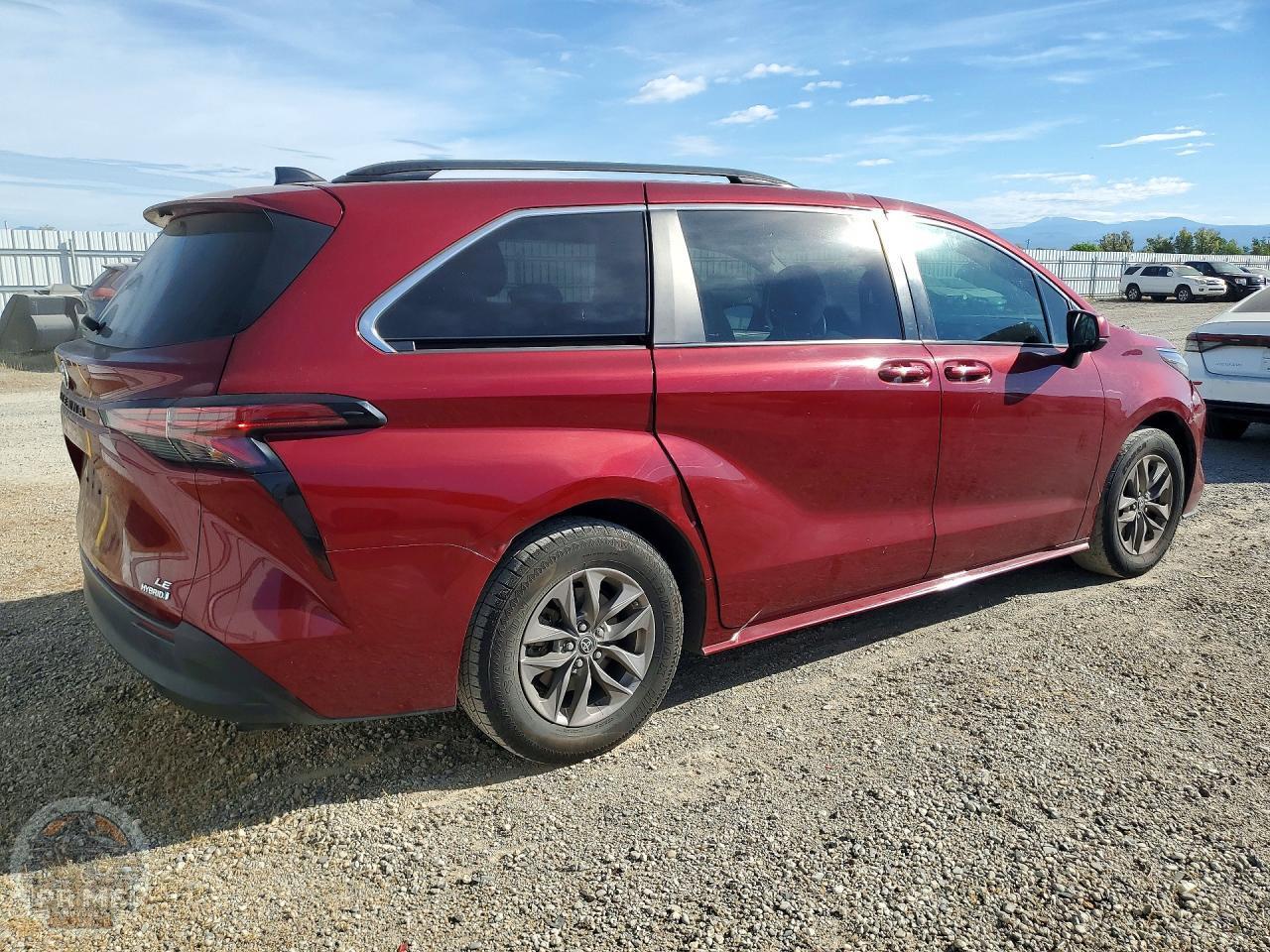 2022 TOYOTA SIENNA — фото 3