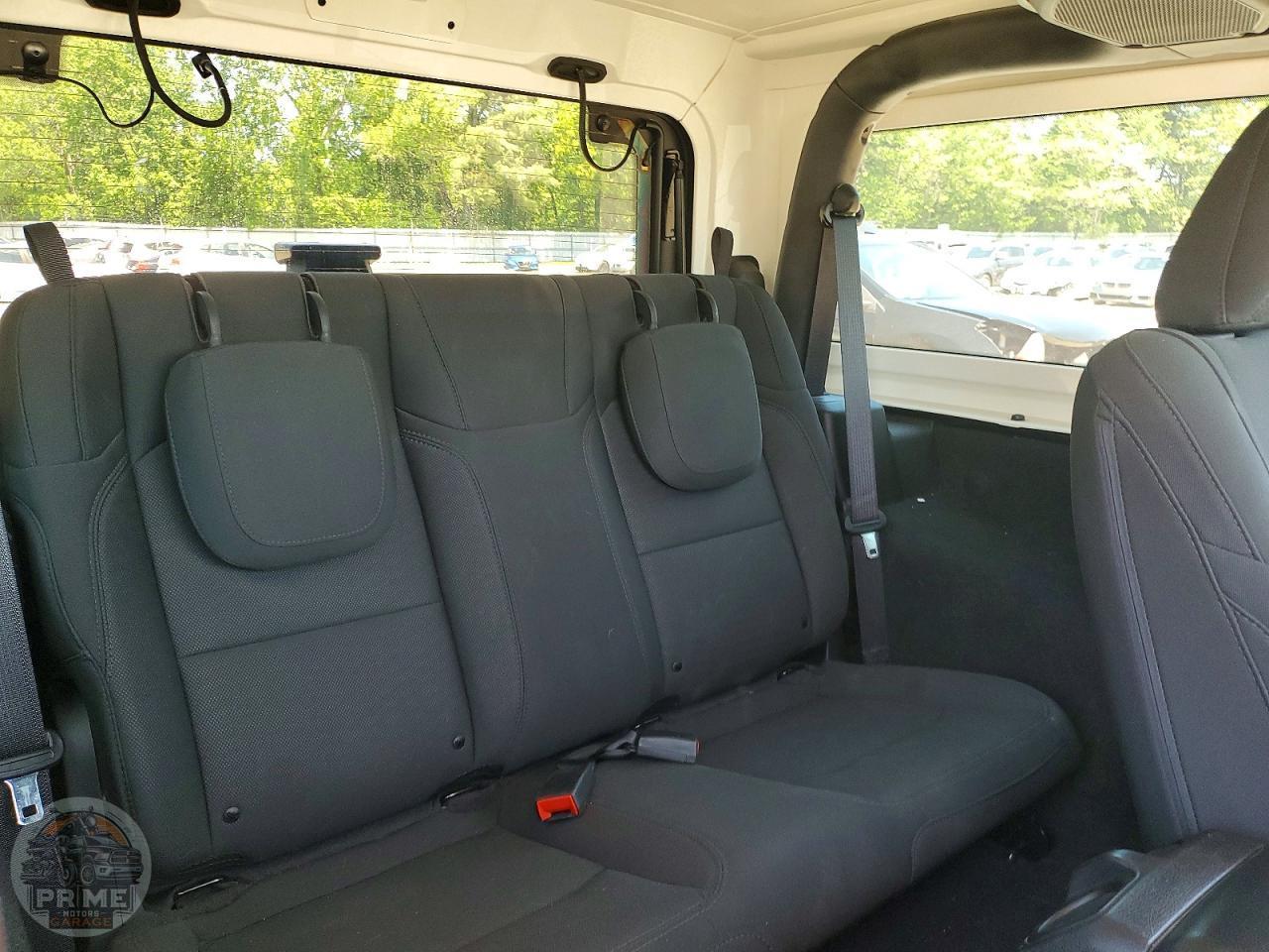 2020 JEEP WRANGLER — фото 11