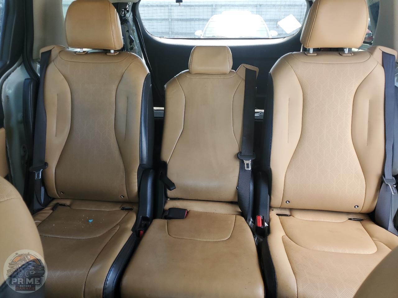 2023 KIA CARNIVAL — фото 10
