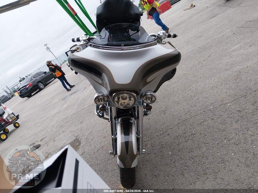 2013 HARLEY-DAVIDSON FLHTCUSE (CVO ULTRA CLASSIC SCREAMIN EAGLE) CVO ULTRA CLS ELECTRA GLD — фото 5