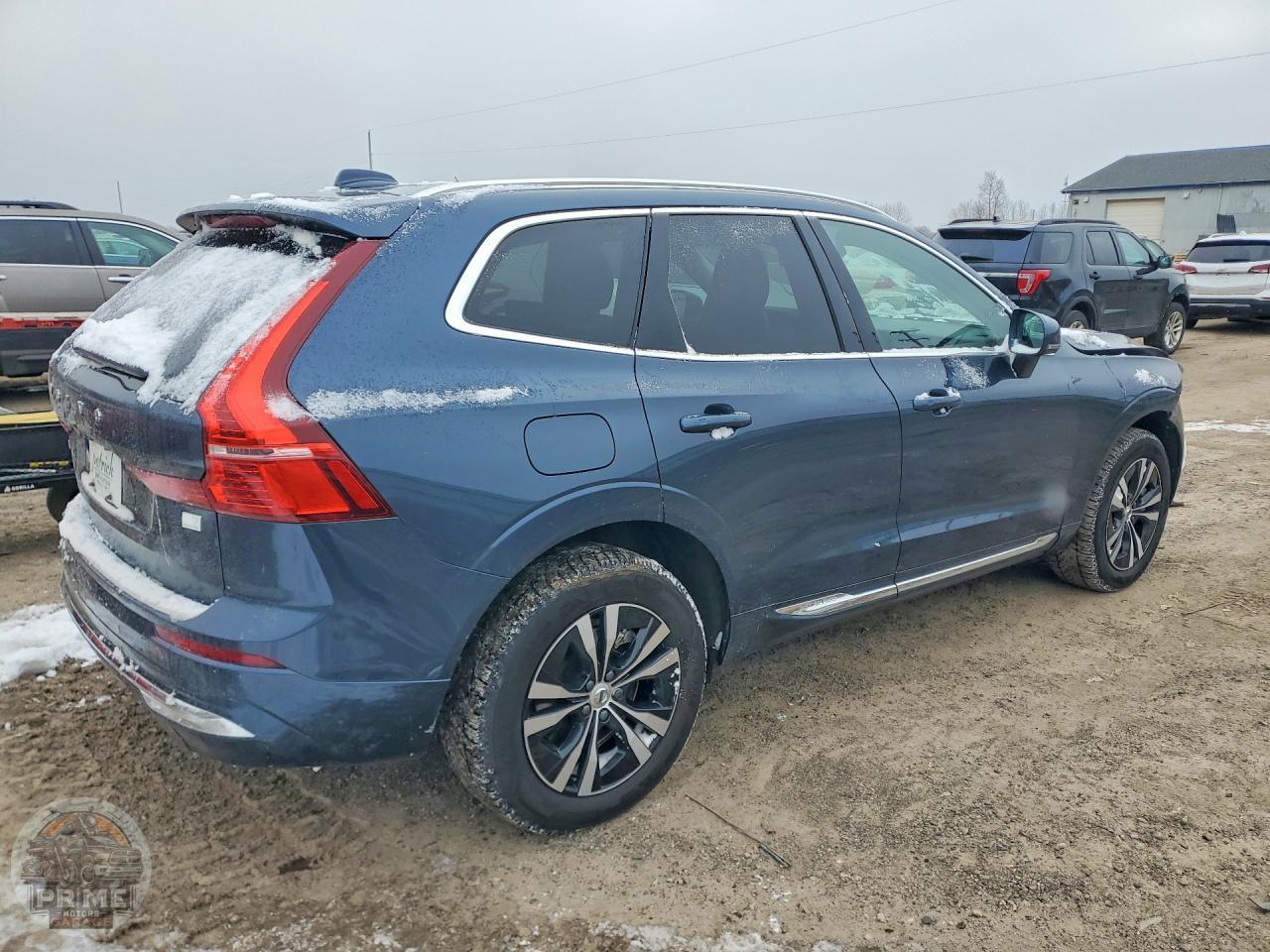 2023 VOLVO XC60 — фото 3