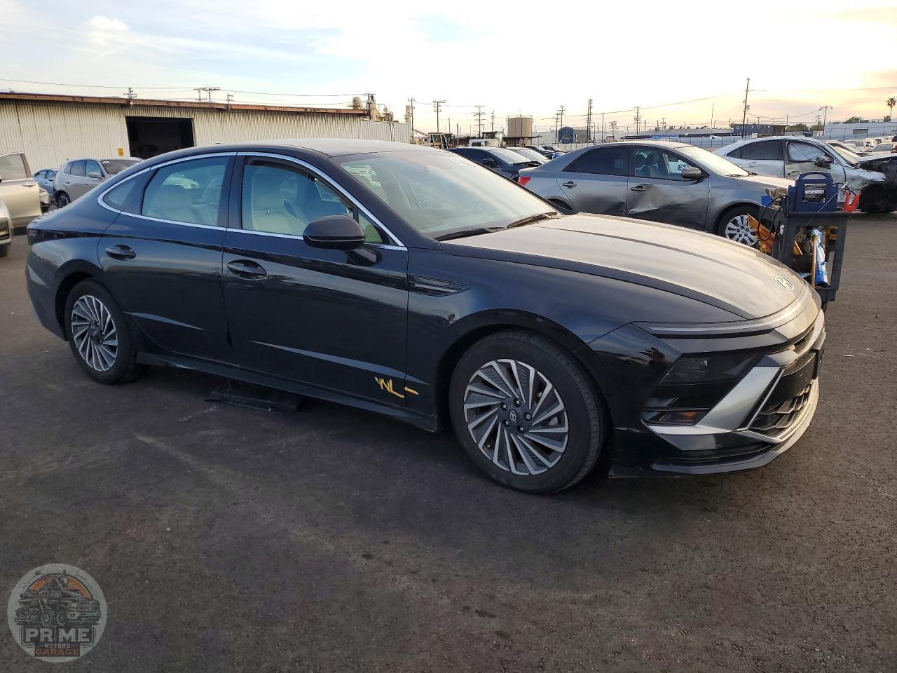 2025 HYUNDAI SONATA — фото 4
