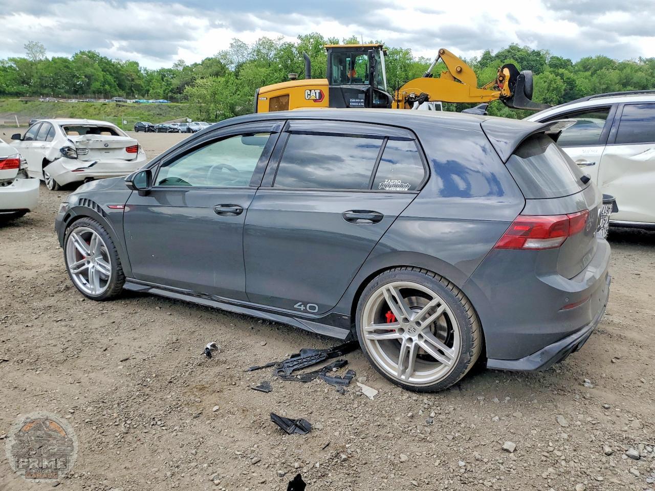 2023 VOLKSWAGEN GOLF GTI — фото 2