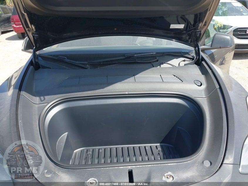 2024 TESLA MODEL Y LONG RANGE DUAL MOTOR ALL-WHEEL DRIVE — фото 10