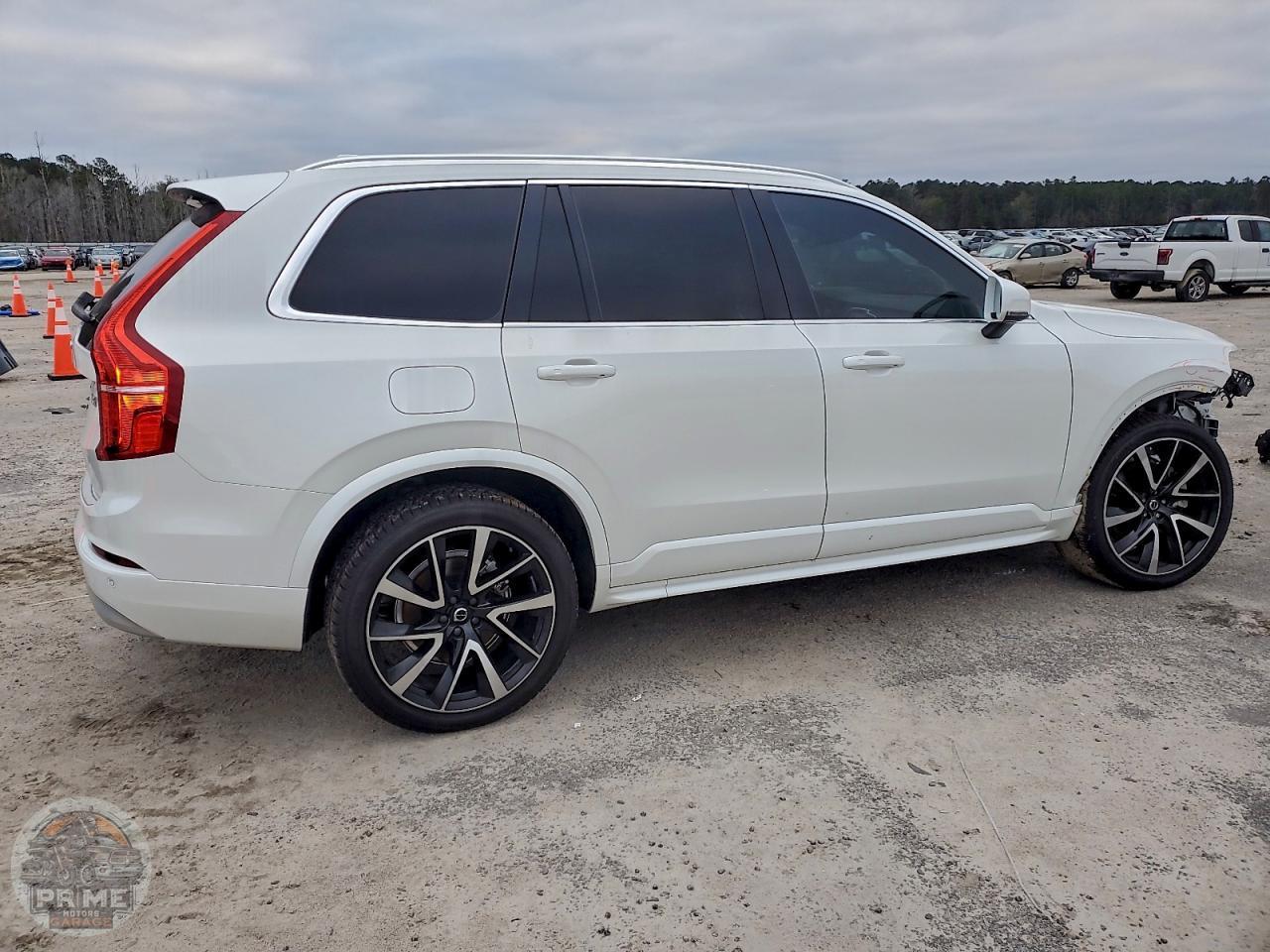 2022 VOLVO XC90 — фото 3