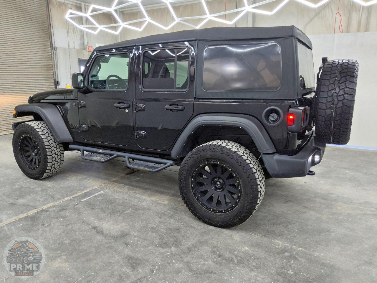 2022 JEEP WRANGLER — фото 9