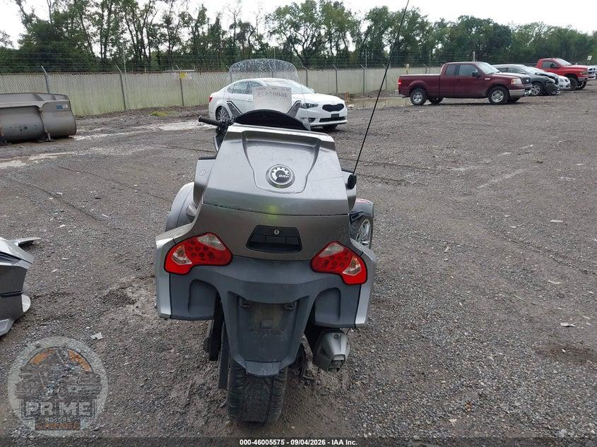 2012 CAN-AM SPYDER ROADSTER RTS — фото 6