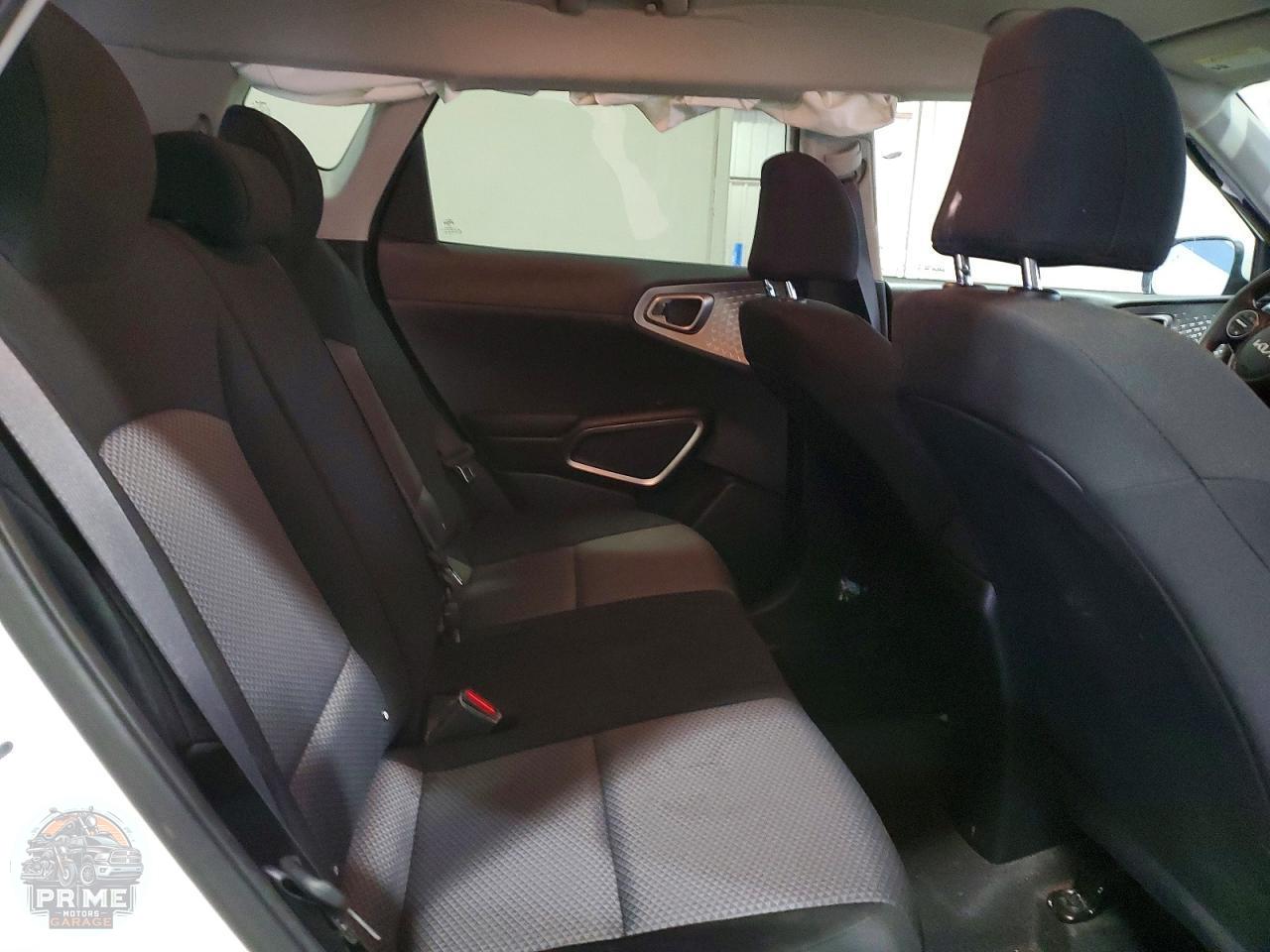 2023 KIA SOUL — фото 10
