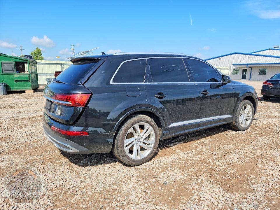 2021 AUDI Q7 — фото 3
