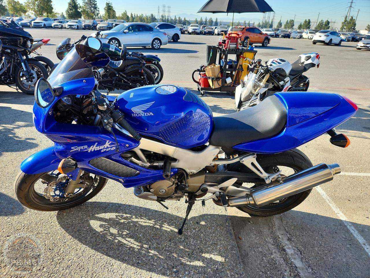 2003 HONDA VTR1000 — фото 3