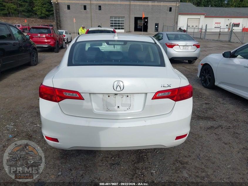 2015 ACURA ILX 2.0L — фото 16