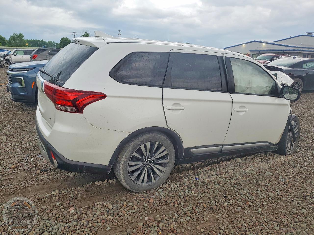 2020 MITSUBISHI OUTLANDER — фото 3