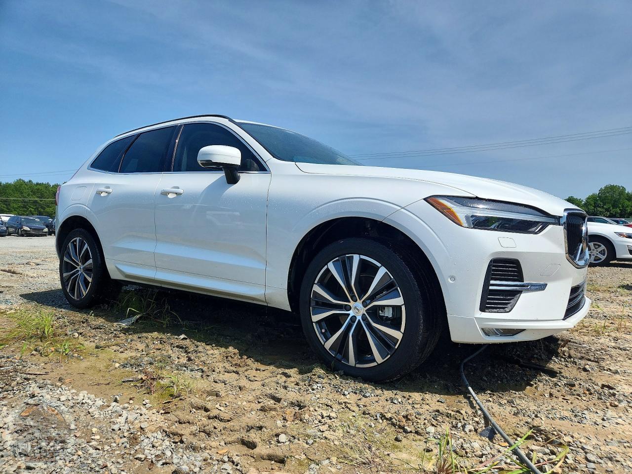 2022 VOLVO XC60 — фото 4