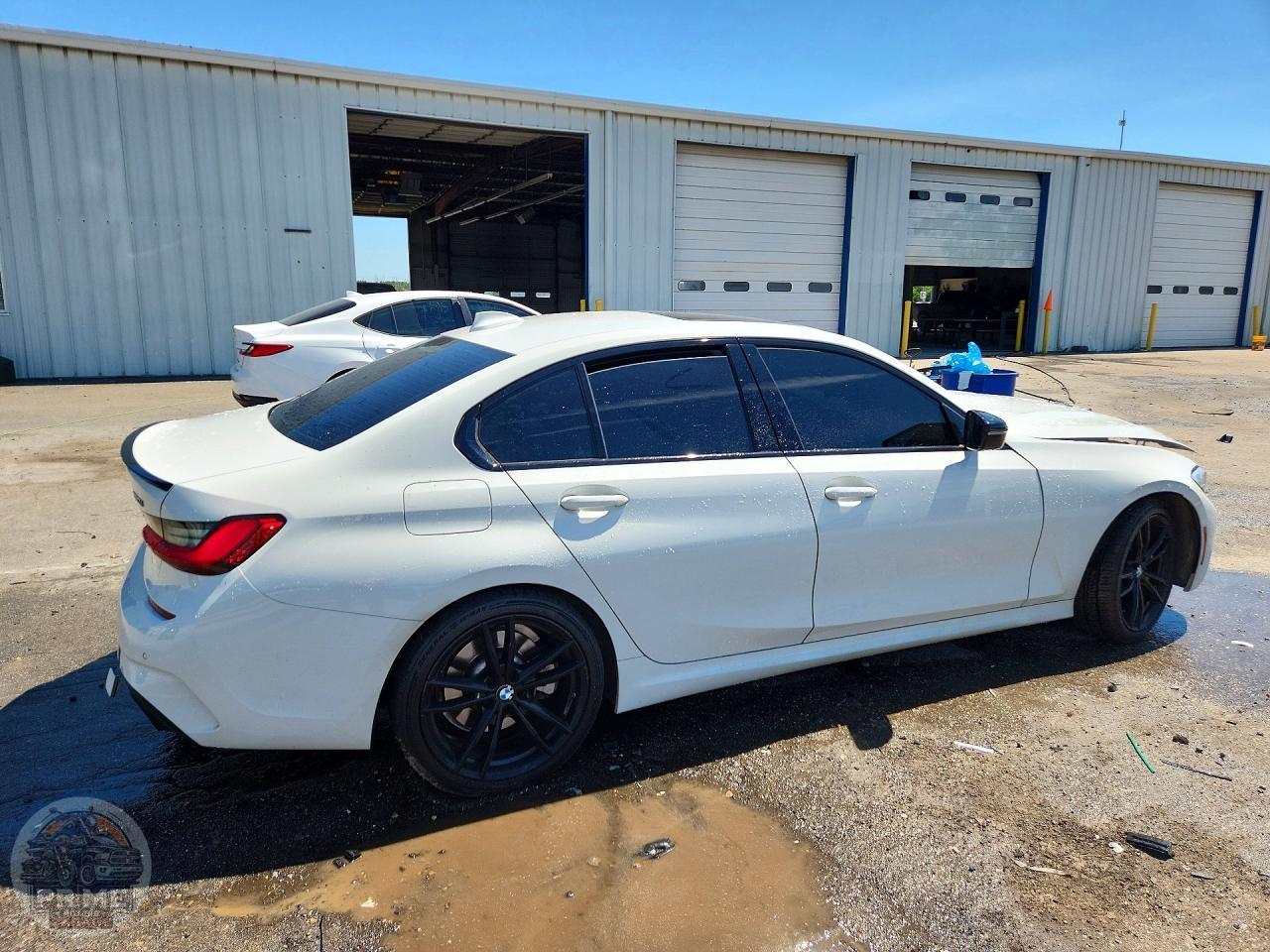 2021 BMW 3 SERIES — фото 3