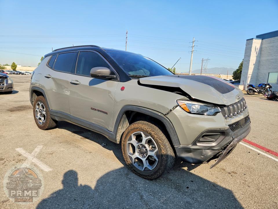 2022 JEEP COMPASS — фото 4