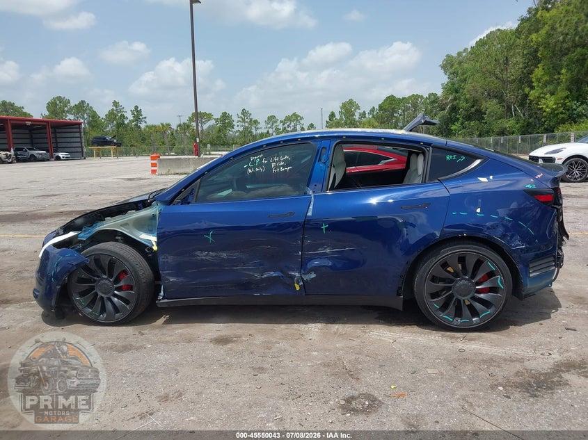 2022 TESLA MODEL Y PERFORMANCE DUAL MOTOR ALL-WHEEL DRIVE — фото 14