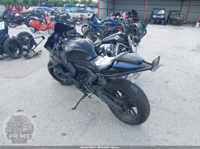 2024 YAMAHA YZFR7 — фото 3