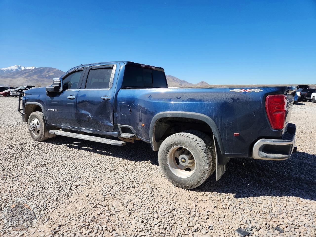 2021 CHEVROLET SILVERADO — фото 2