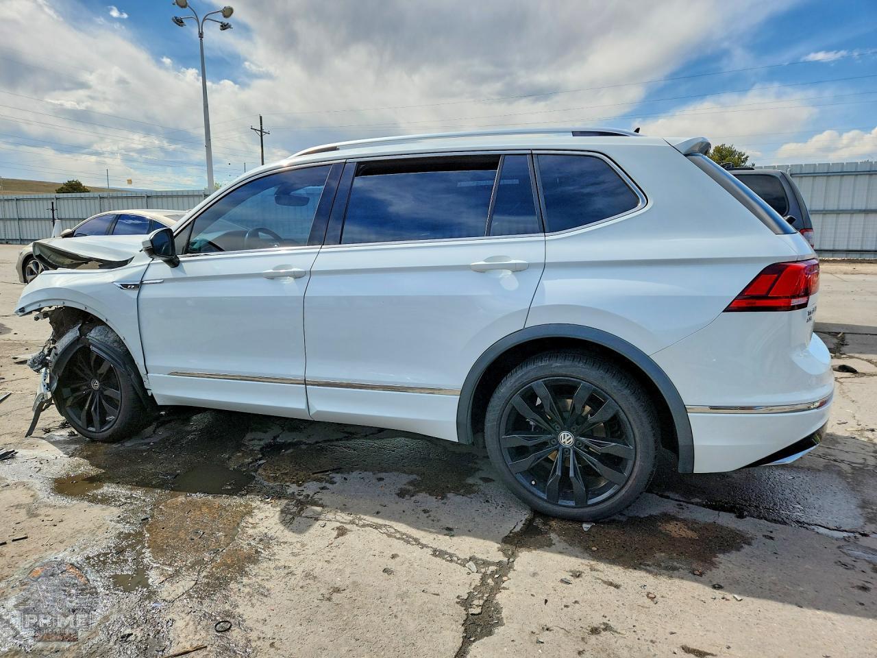 2020 VOLKSWAGEN TIGUAN — фото 2