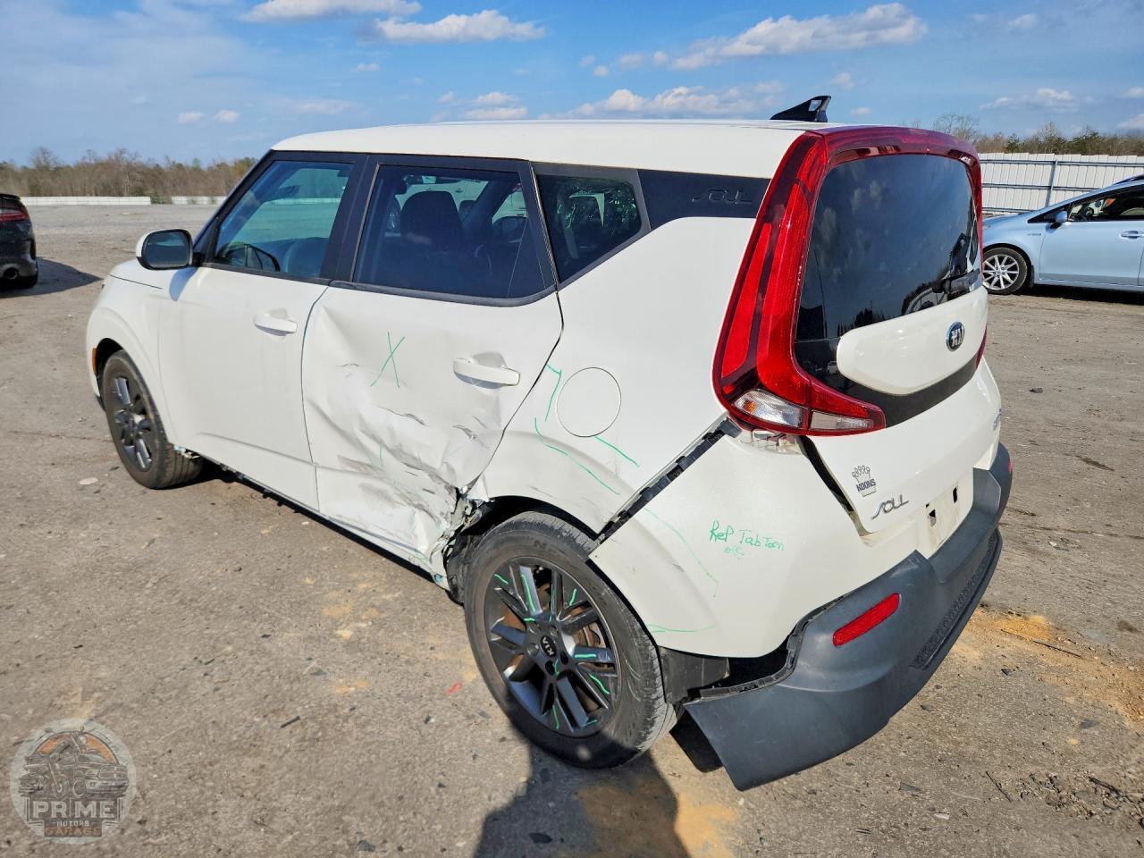 2021 KIA SOUL — фото 2