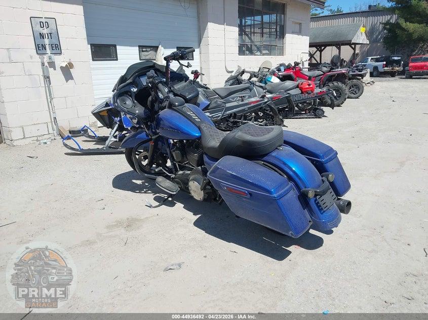 2015 HARLEY-DAVIDSON FLTRXS (ROAD GLIDE SPECIAL) ROAD GLIDE SPECIAL — фото 3