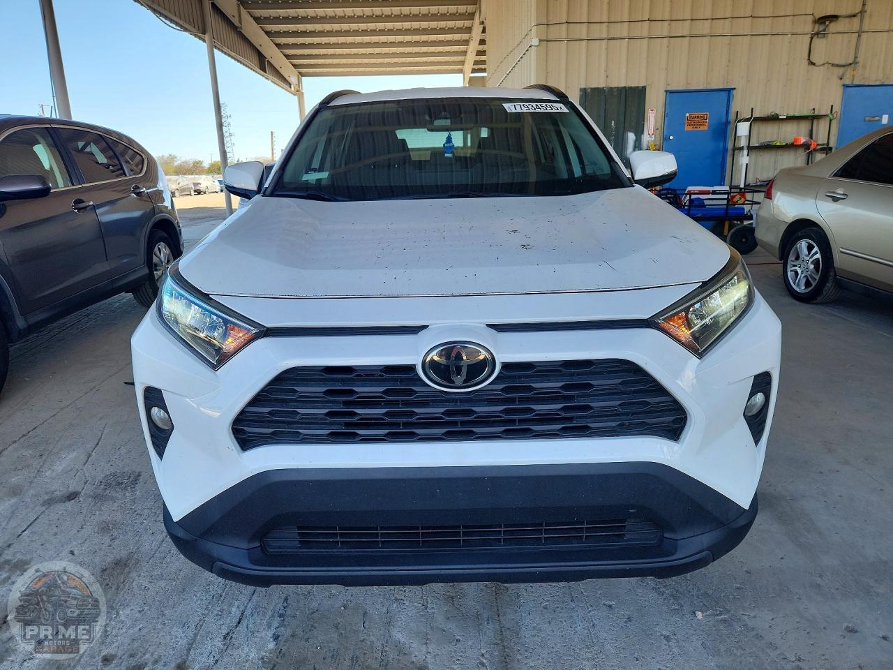 2020 TOYOTA RAV4 — фото 5