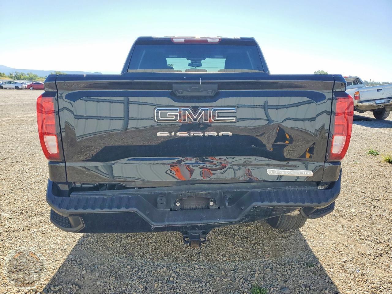 2025 GMC SIERRA — фото 6