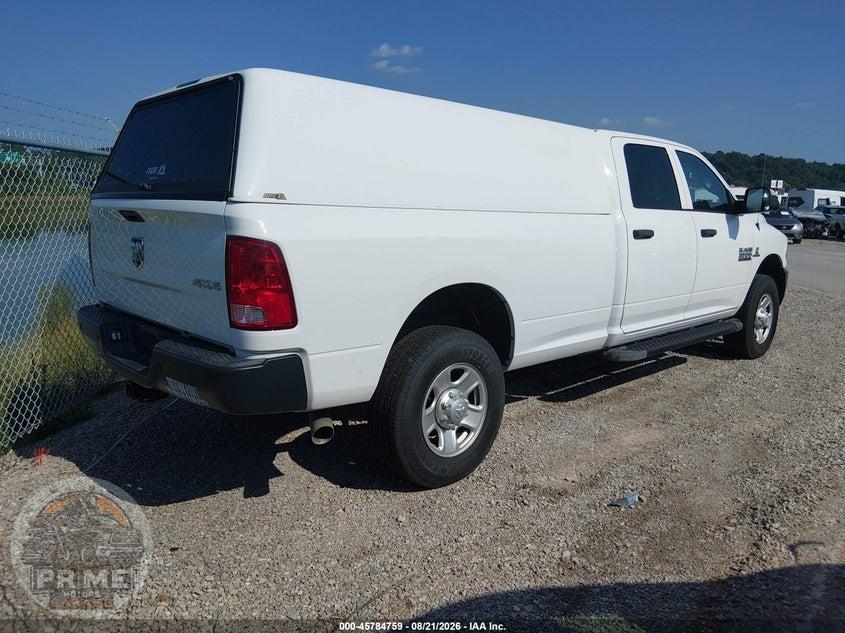 2017 RAM 3500 TRADESMAN  4X4 8' BOX — фото 3