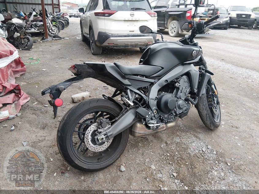 2024 YAMAHA MT09 — фото 4