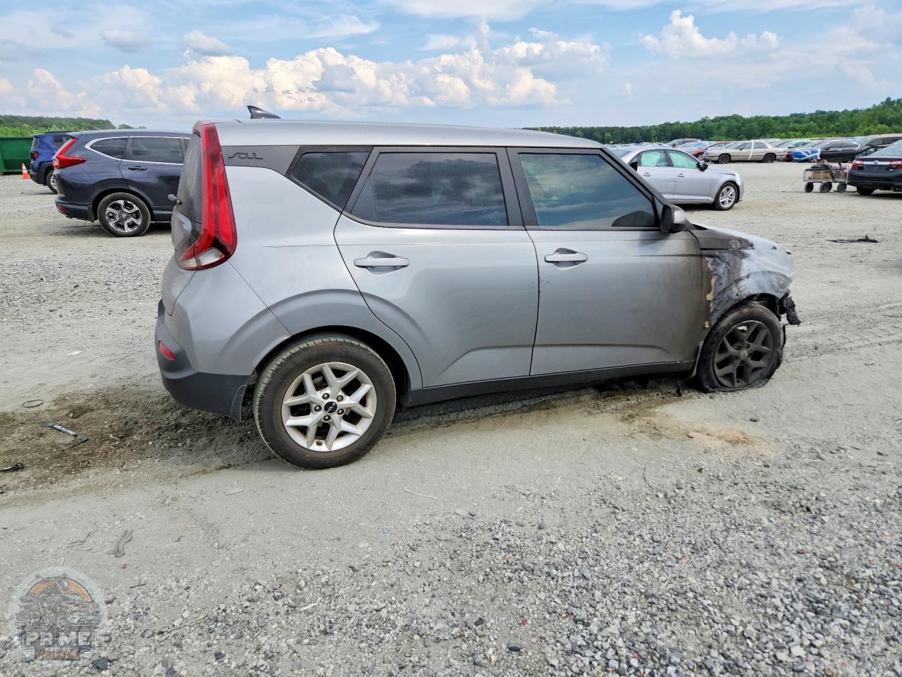 2022 KIA SOUL — фото 3