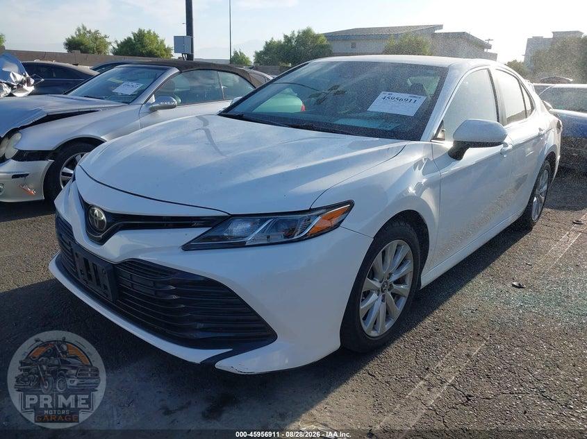 2018 TOYOTA CAMRY LE — фото 2
