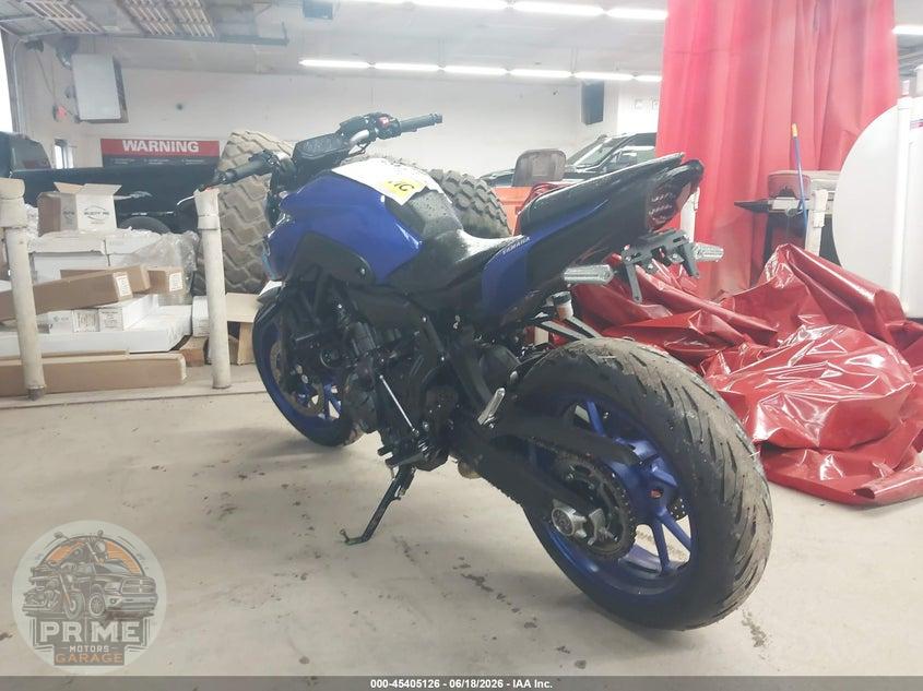 2022 YAMAHA MT07 — фото 3