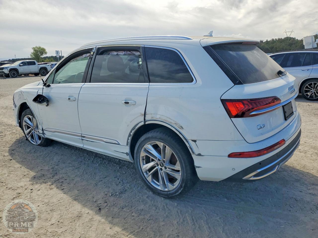 2021 AUDI Q7 — фото 2