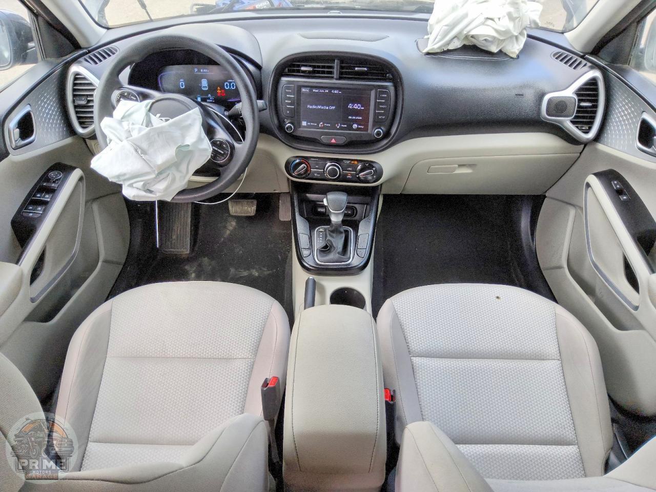 2025 KIA SOUL — фото 8