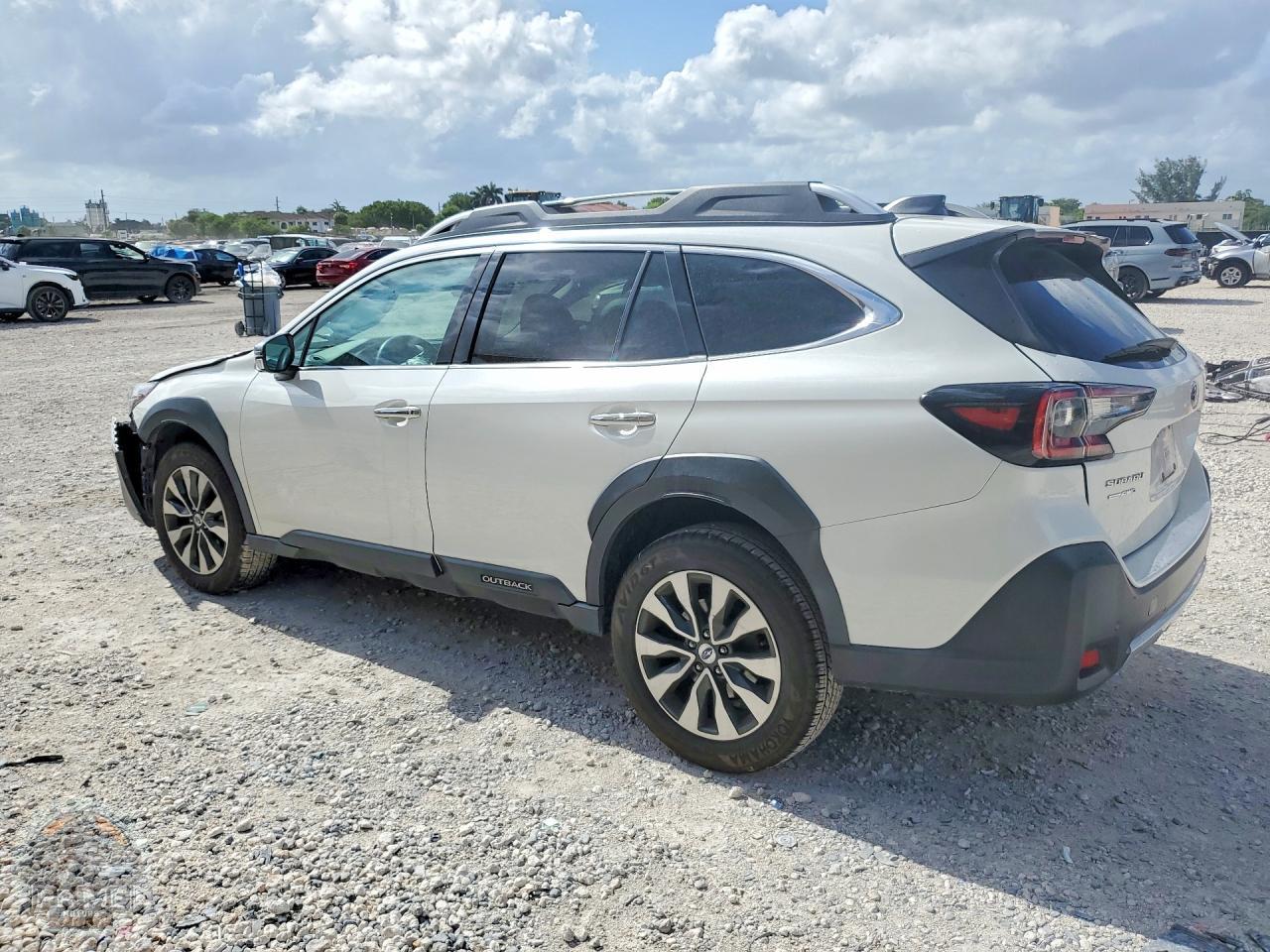 2023 SUBARU OUTBACK — фото 2