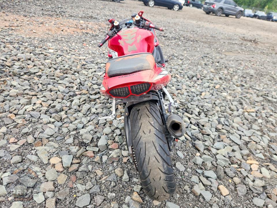 2005 YAMAHA YZFR6 — фото 4