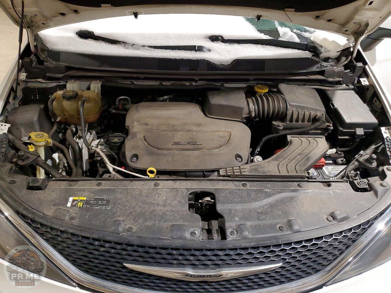 2021 CHRYSLER VOYAGER — фото 12