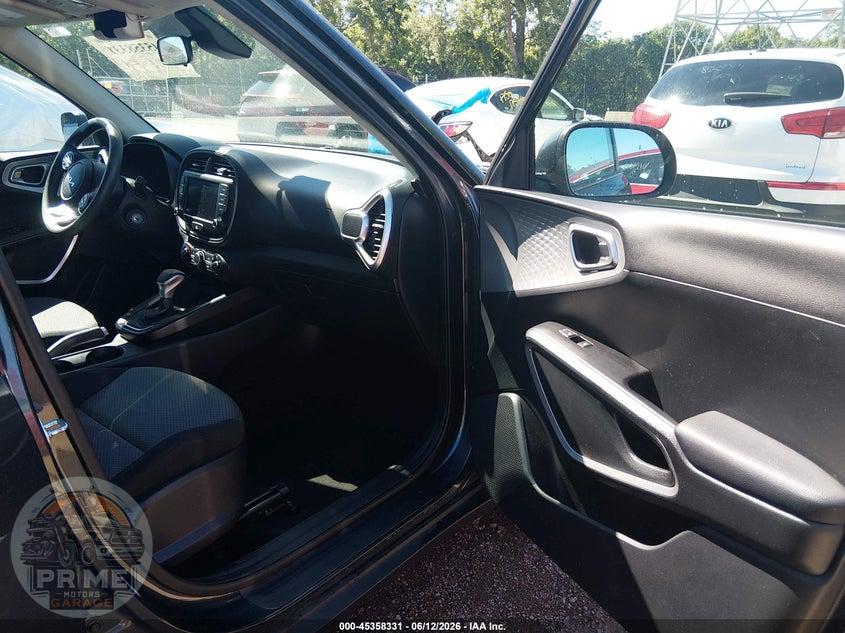 2024 KIA SOUL LX — фото 5