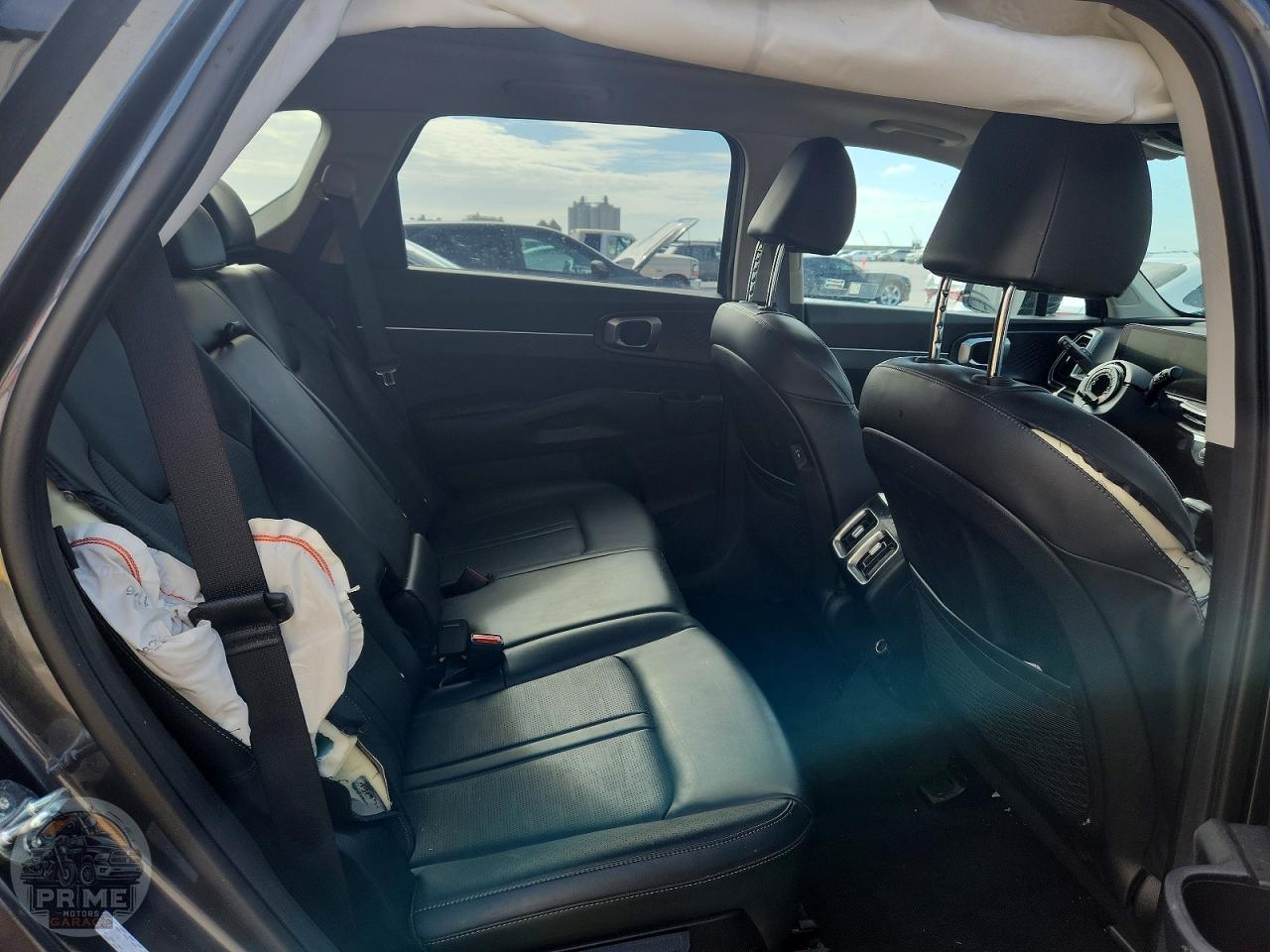 2024 KIA SORENTO — фото 11