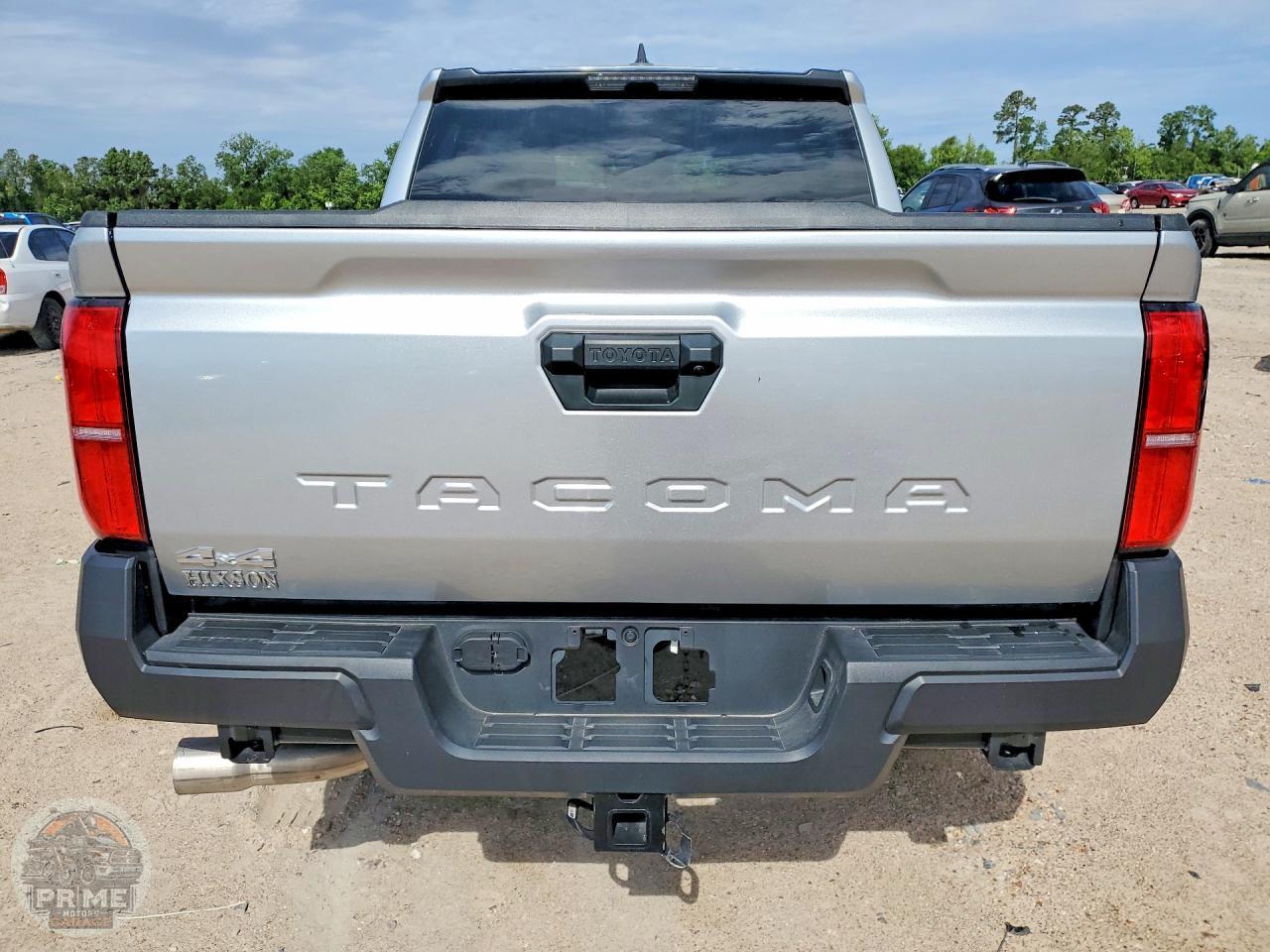 2025 TOYOTA TACOMA — фото 6