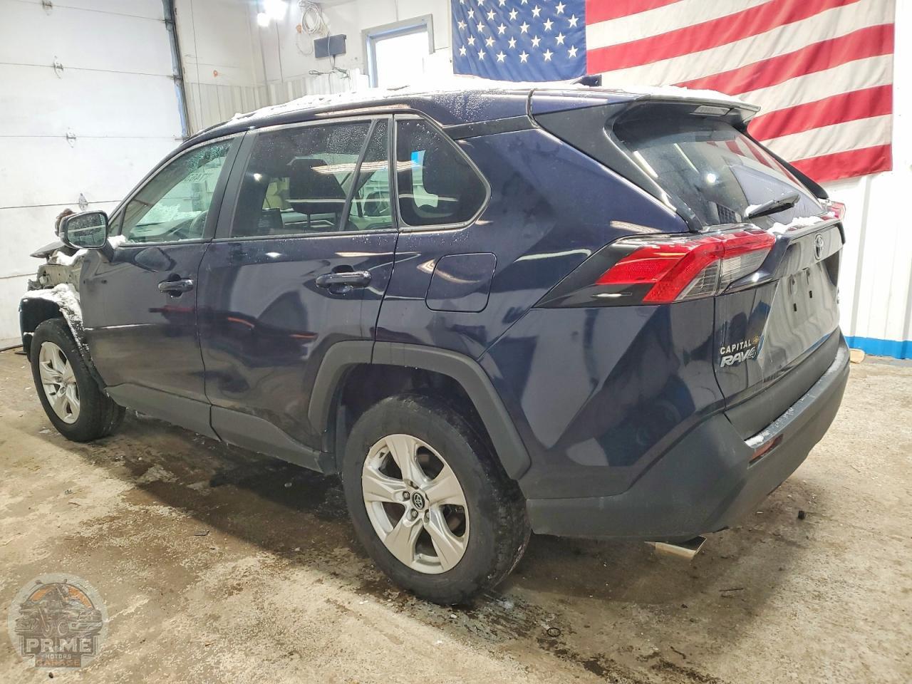 2020 TOYOTA RAV4 — фото 2