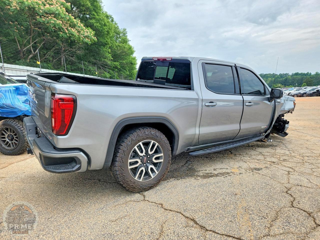 2023 GMC SIERRA — фото 3