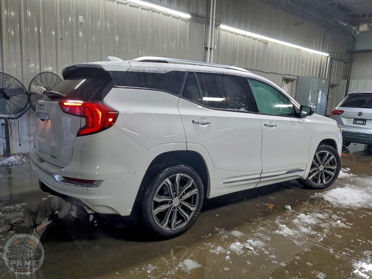 2020 GMC TERRAIN — фото 3