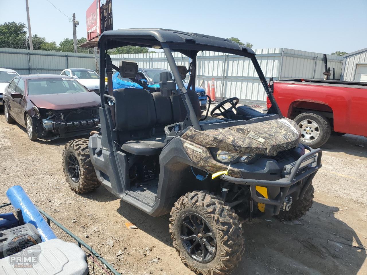 2016 CAN-AM DEFENDER — фото 1