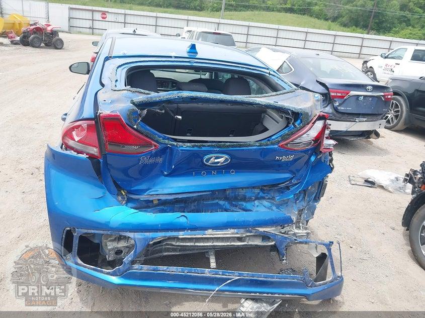 2018 HYUNDAI IONIQ HYBRID BLUE — фото 17